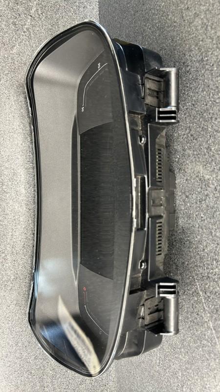 Compteur RENAULT MEGANE 4 PHASE 2 BREAK Essence - 1