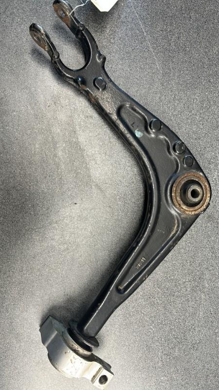 Triangle avant gauche CITROEN C5 2 Diesel - 1