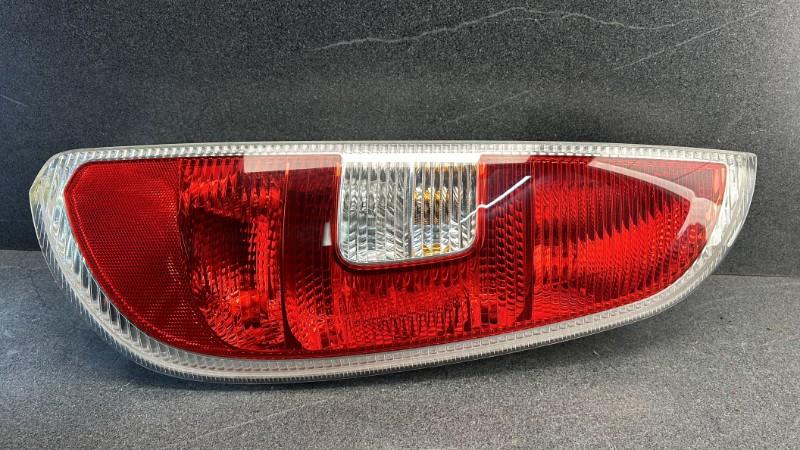Fanale posteriore principale destro (luci) SKODA ROOMSTER PHASE 1 Diésel - 1