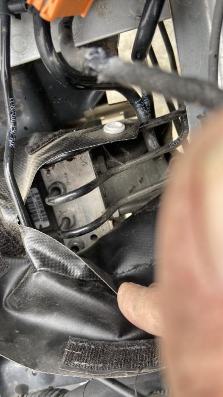 Bloc ABS (freins anti-blocage) CITROEN C4 2 PHASE 1 Diesel - 1