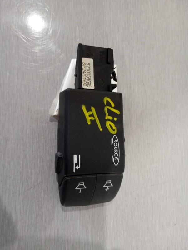 Commande autoradio RENAULT CLIO 2  - 1