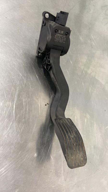 Pedale d'accelerateur CITROEN C4 2 PHASE 1 Diesel - 1