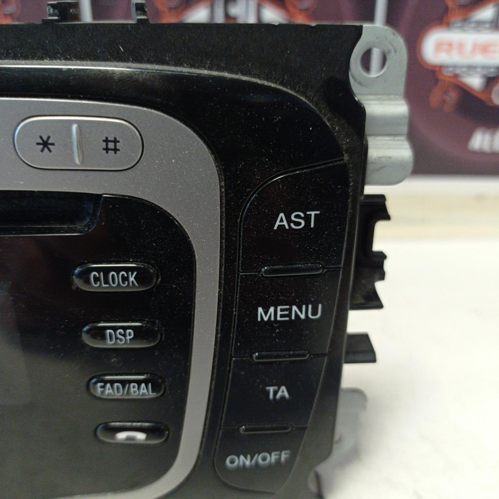 Autoradio d'origine FORD FOCUS 2 PHASE 2 CABRIOLET Diesel - 1