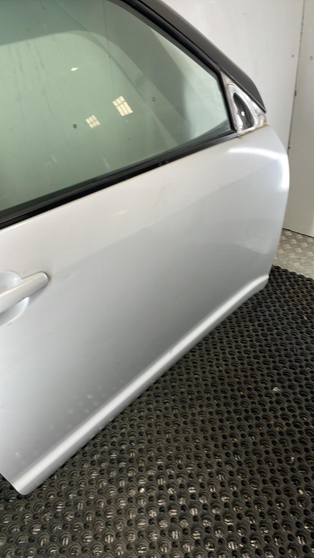 Porte avant droit SUZUKI SWIFT 3 Essence - 1