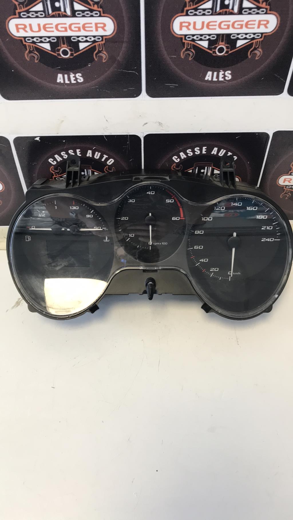 Compteur SEAT LEON 2 PHASE 2 Diesel - 1