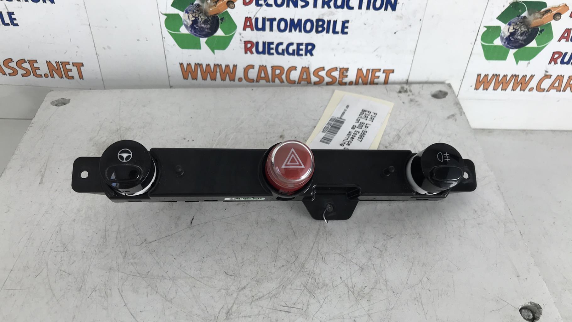 Bouton de warning FIAT 500 2 PHASE 1 Essence - 1