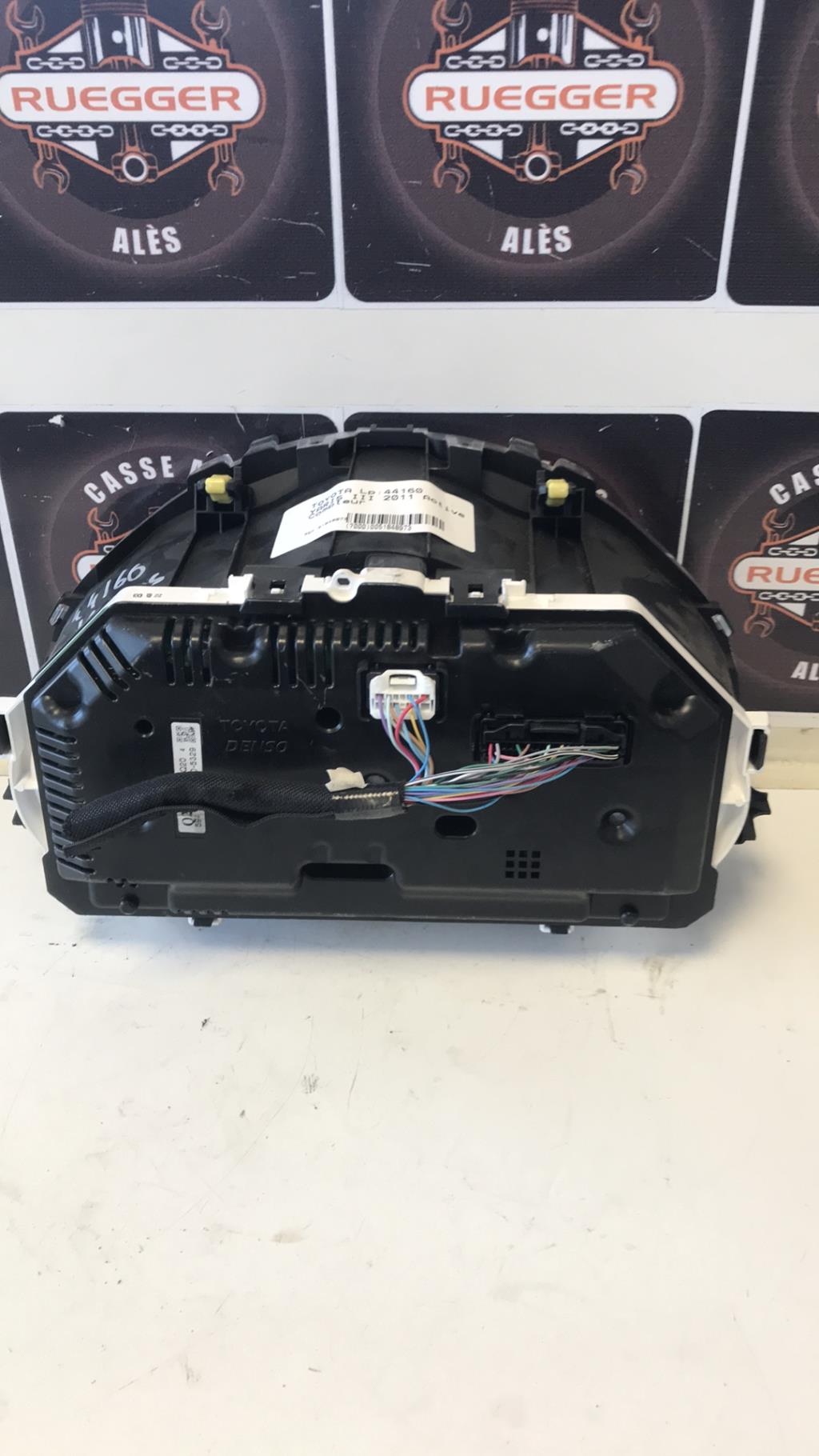 Compteur TOYOTA YARIS 3 PHASE 1 Diesel - 1