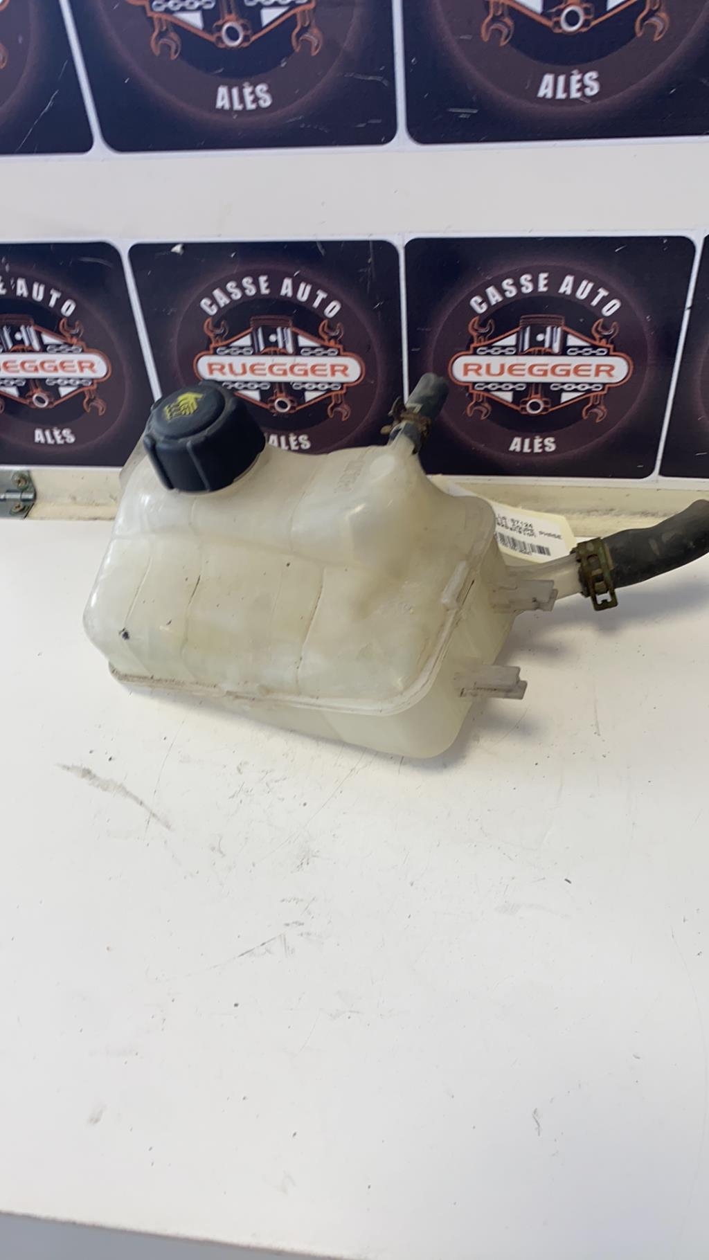 Vase d'expansion RENAULT MEGANE 3 PHASE 1 COUPE Diesel - 1