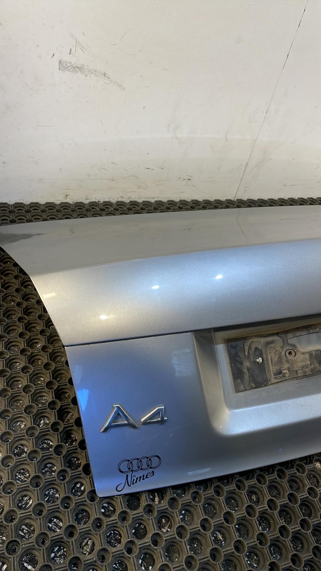 Malle/Hayon arriere AUDI A4 2 PHASE 1 Diesel - 1