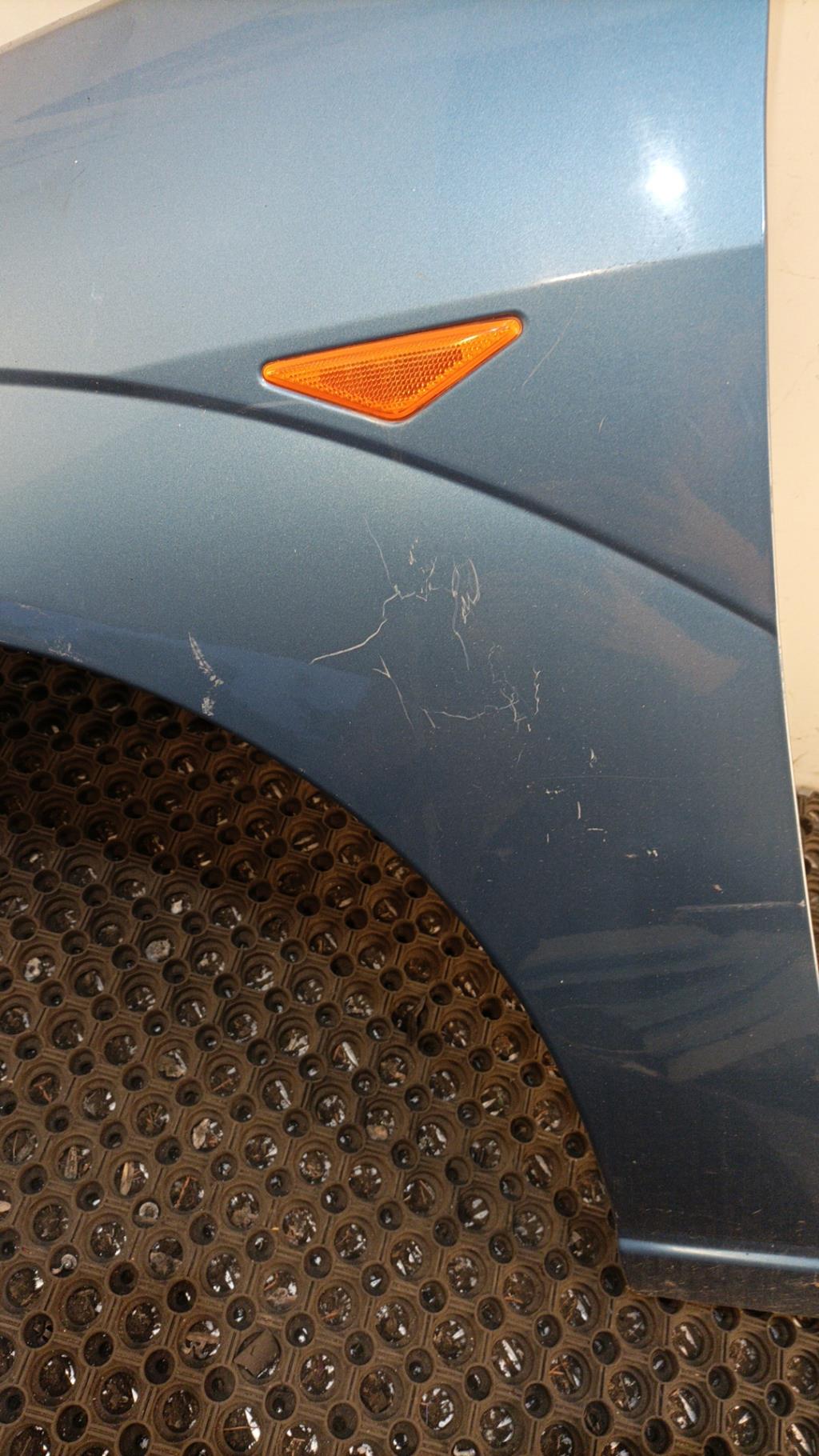 Aile avant gauche FORD FOCUS 1 Essence - 1