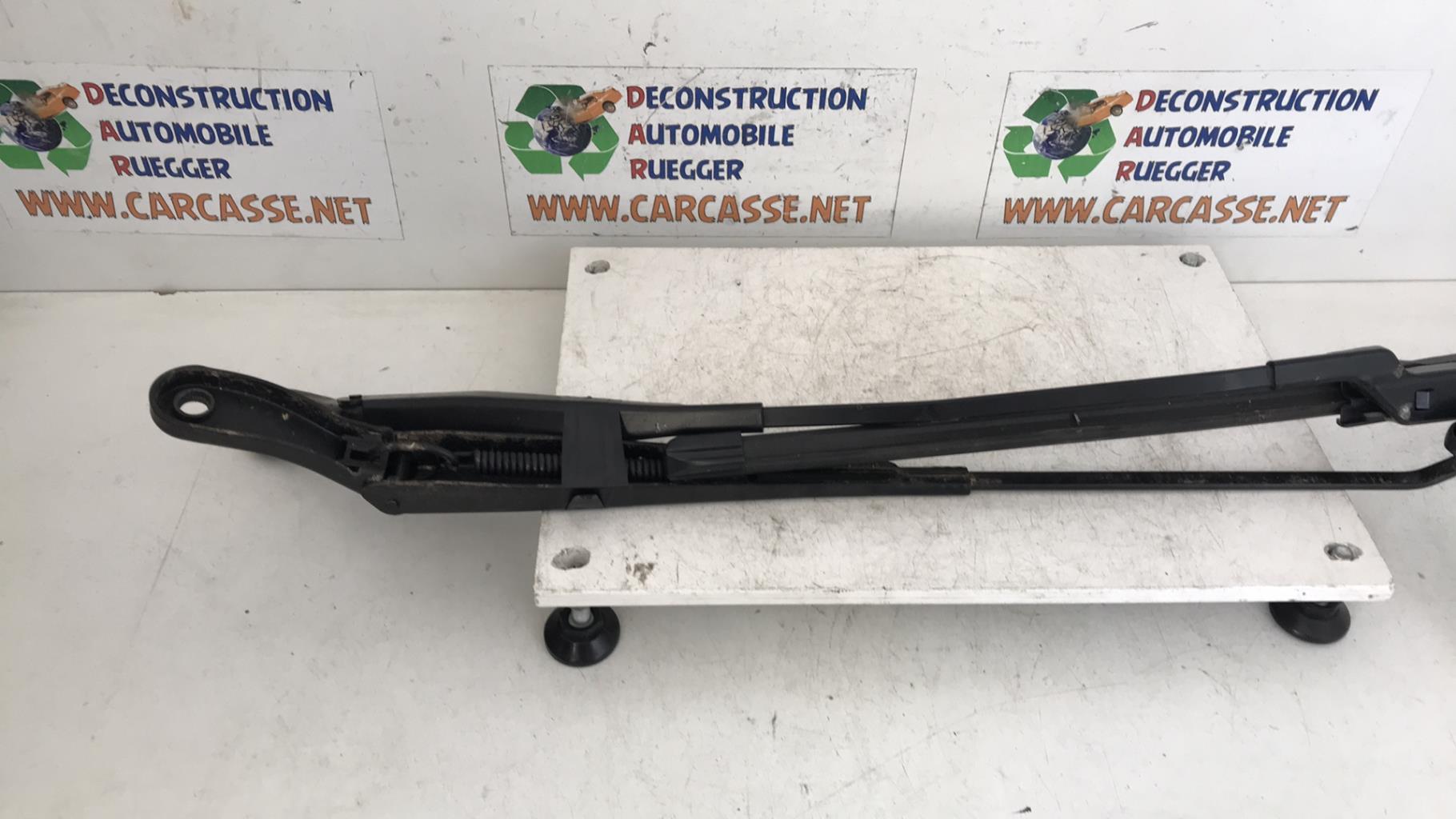 Bras essuie glace avant CITROEN C3 3 PHASE 1 Essence - 1