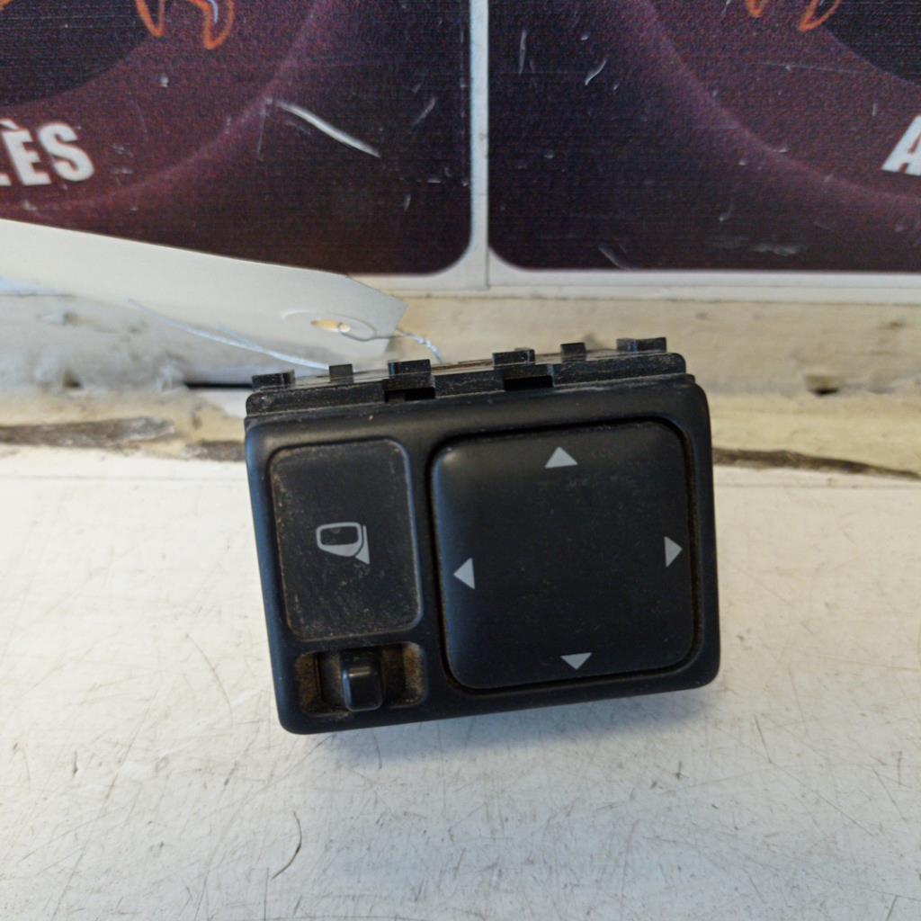 Commande retroviseurs NISSAN NAVARA KING CAB PHASE 1 Diesel - 1
