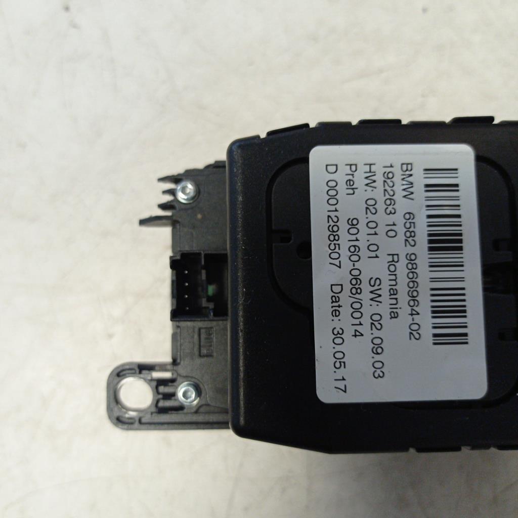 Commande autoradio BMW X1 F48 PHASE 1 Essence - 1