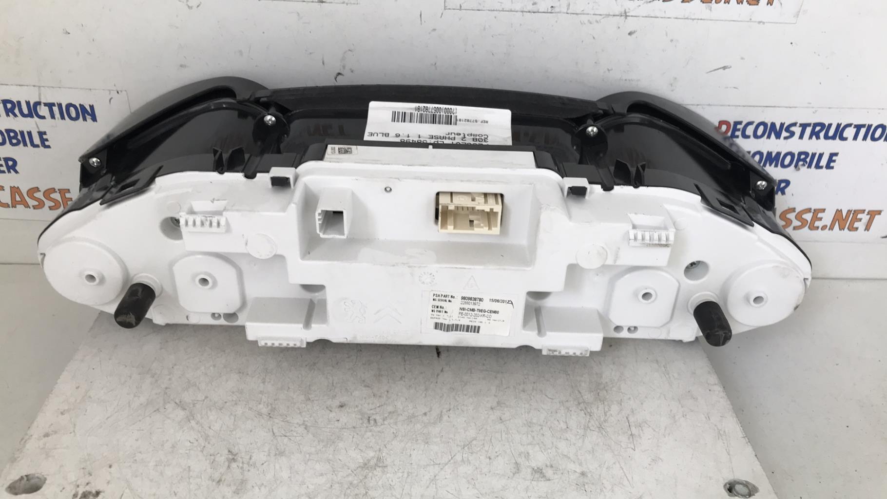 Compteur PEUGEOT 308 2 PHASE 1 Diesel - 1