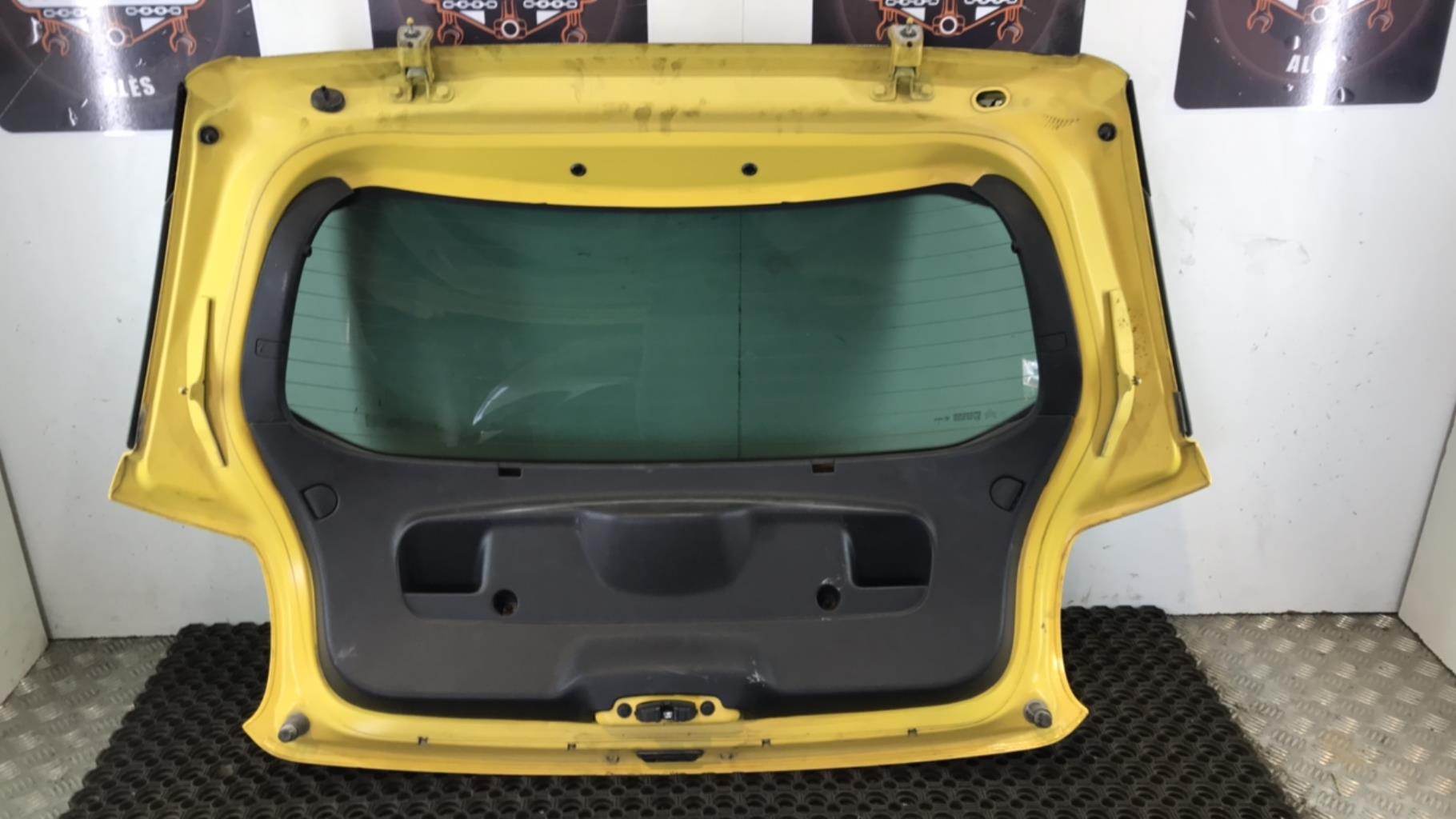 Malle/Hayon arriere CITROEN DS3 PHASE 1 Diesel - 1