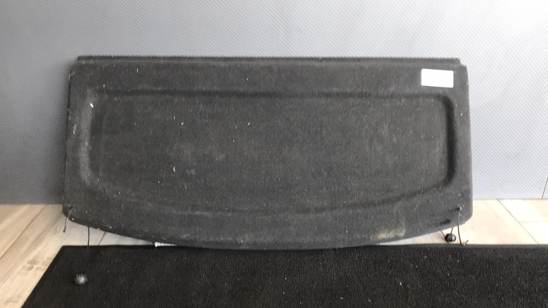 Plage arriere VOLKSWAGEN GOLF 5 Essence - 1