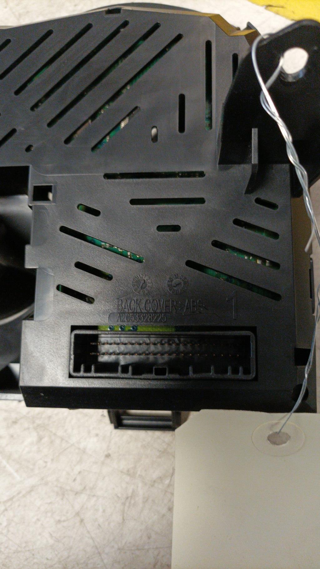 Compteur RENAULT TWINGO 2 PHASE 1 Essence - 1