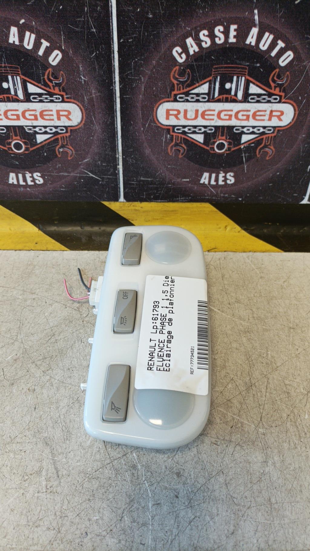 Eclairage de plafonnier RENAULT FLUENCE PHASE 1 Diesel - 1