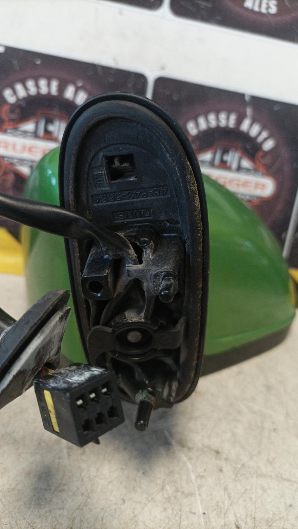 Retroviseur gauche OPEL CORSA D PHASE 2 Diesel - 1
