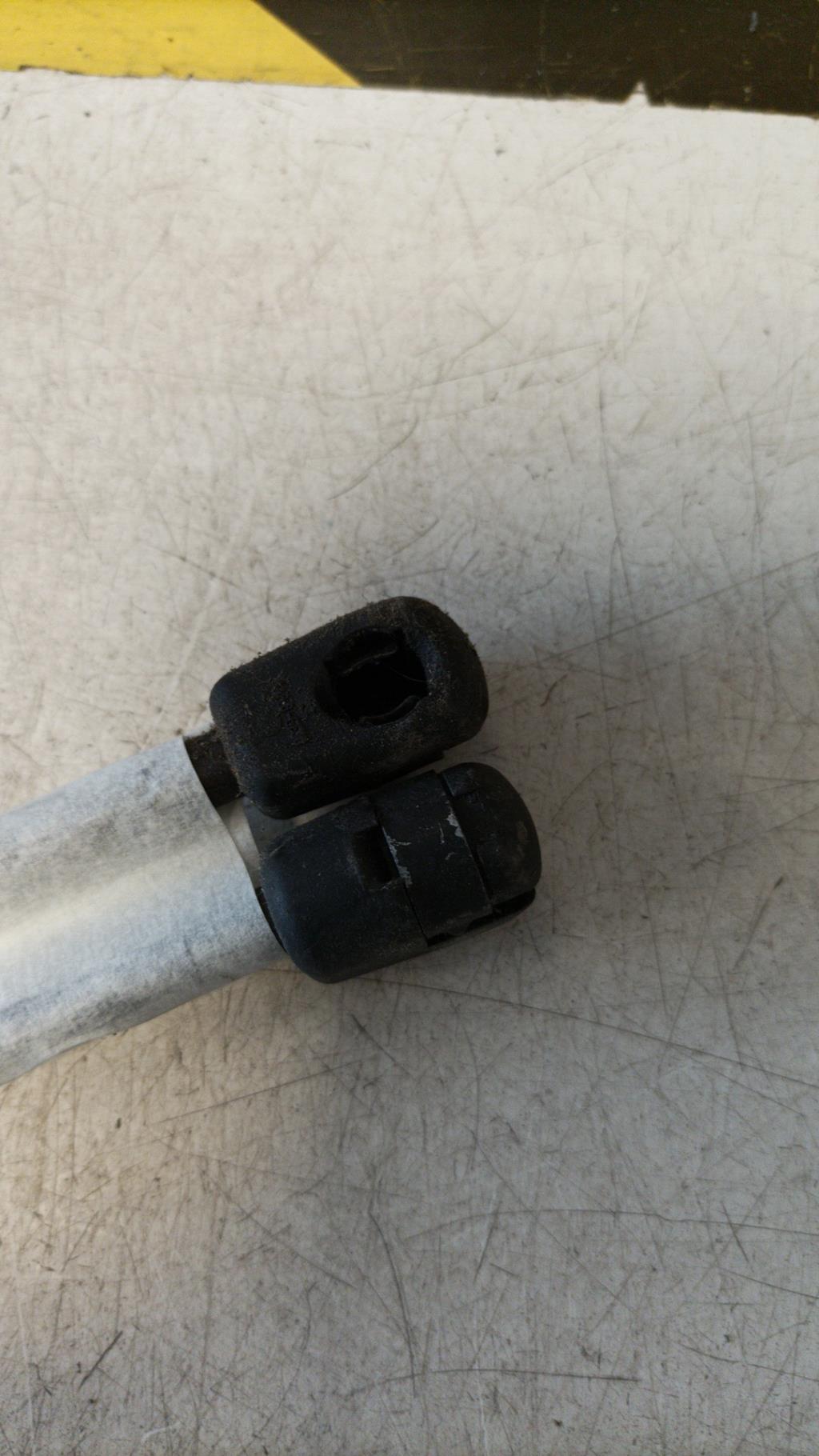Verin de capot MINI MINI 2 R56 PHASE 2 Diesel - 1