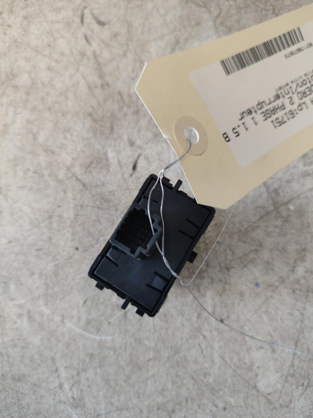 Bouton/Interrupteur DACIA SANDERO 2 PHASE 1 Diesel - 1