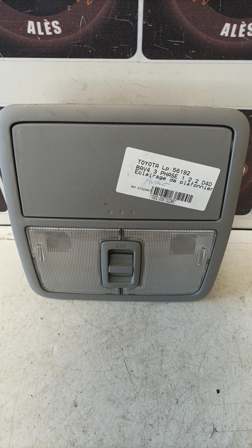 Eclairage de plafonnier TOYOTA RAV4 3 PHASE 1 Diesel - 1