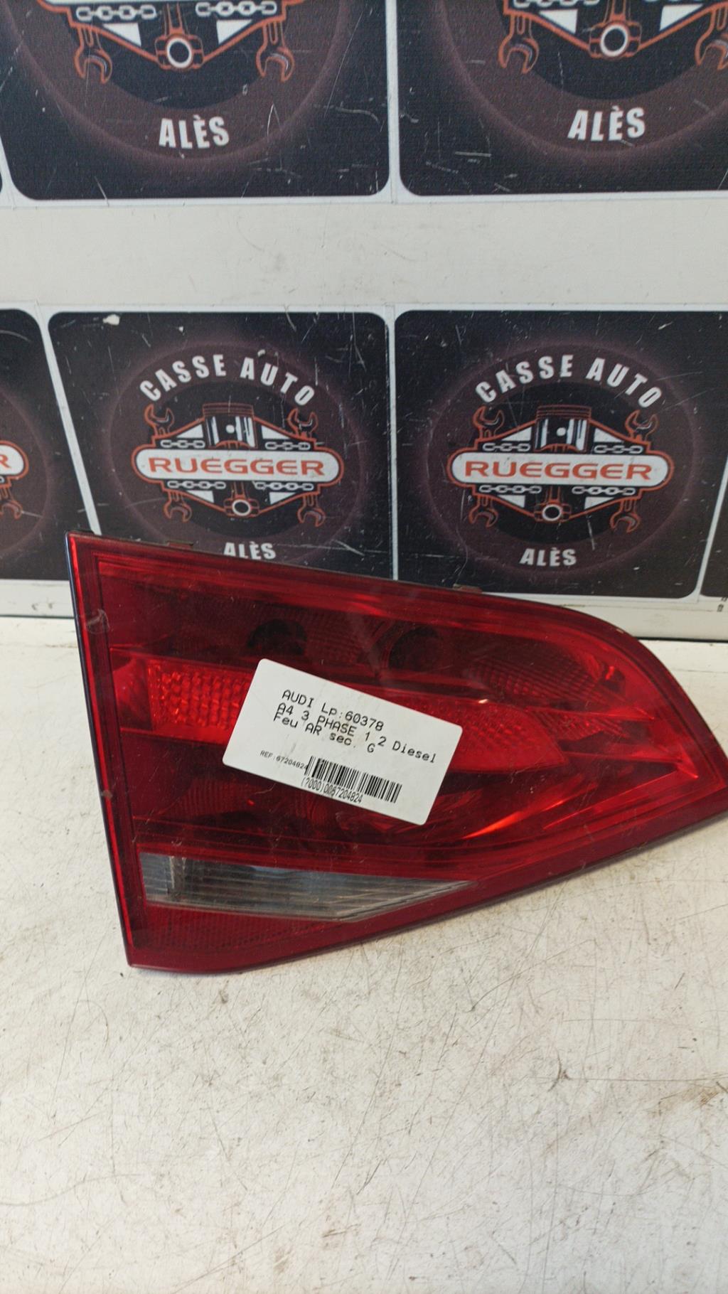 Feu arriere secondaire gauche (feux) AUDI A4 3 PHASE 1 Diesel - 1