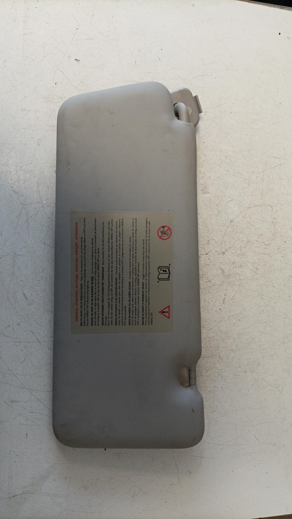 Pare soleil gauche RENAULT MEGANE 3 PHASE 1 BREAK Diesel - 1