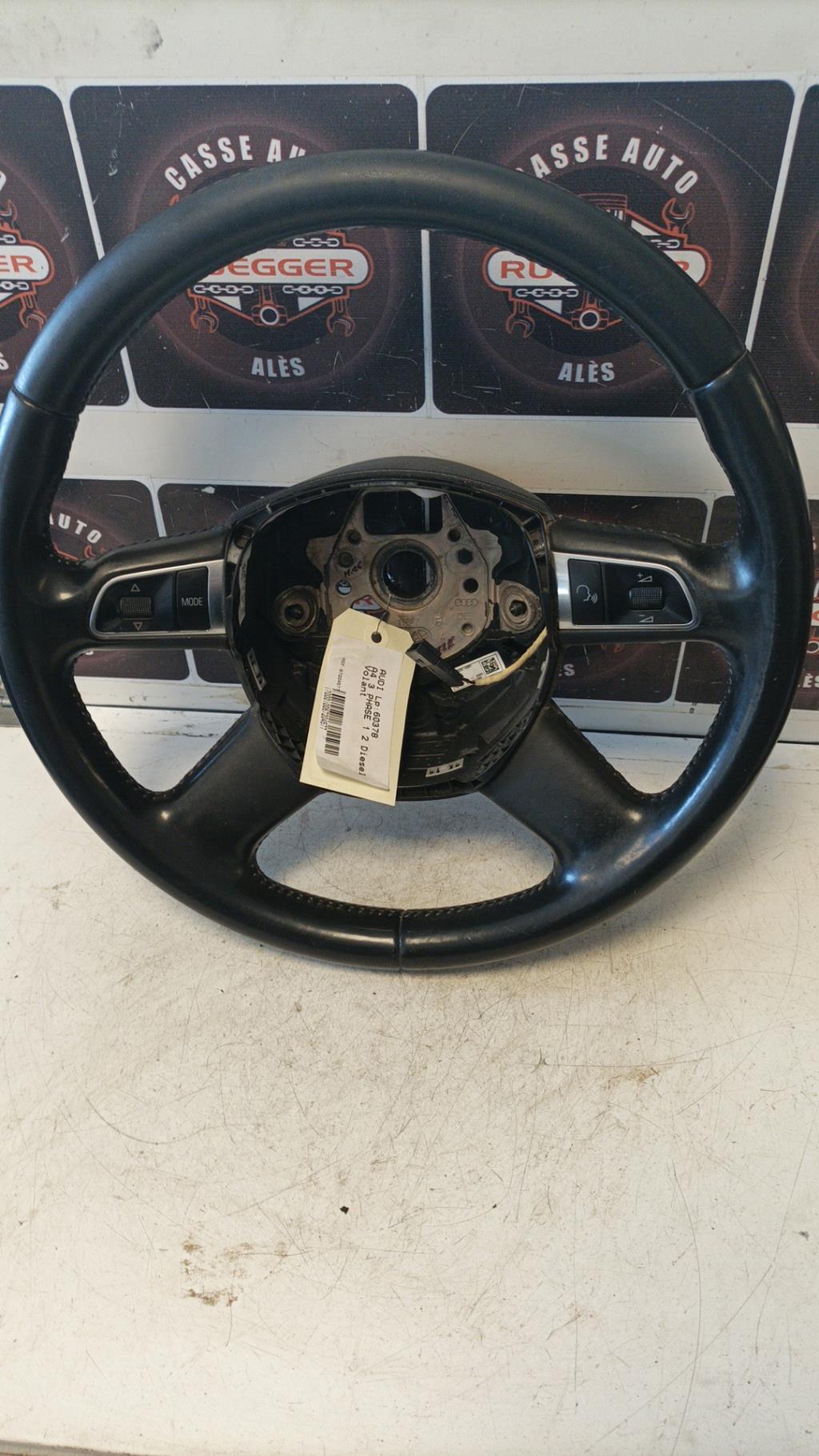 Volant AUDI A4 3 PHASE 1 Diesel - 1