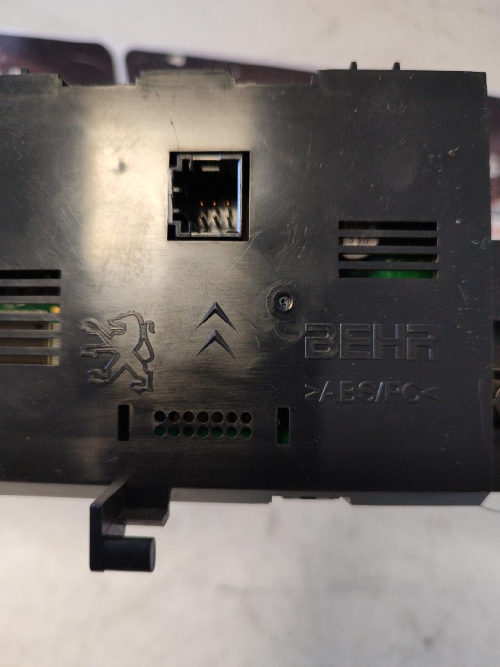 Commande chauffage CITROEN C3 2 PHASE 1 Diesel - 1
