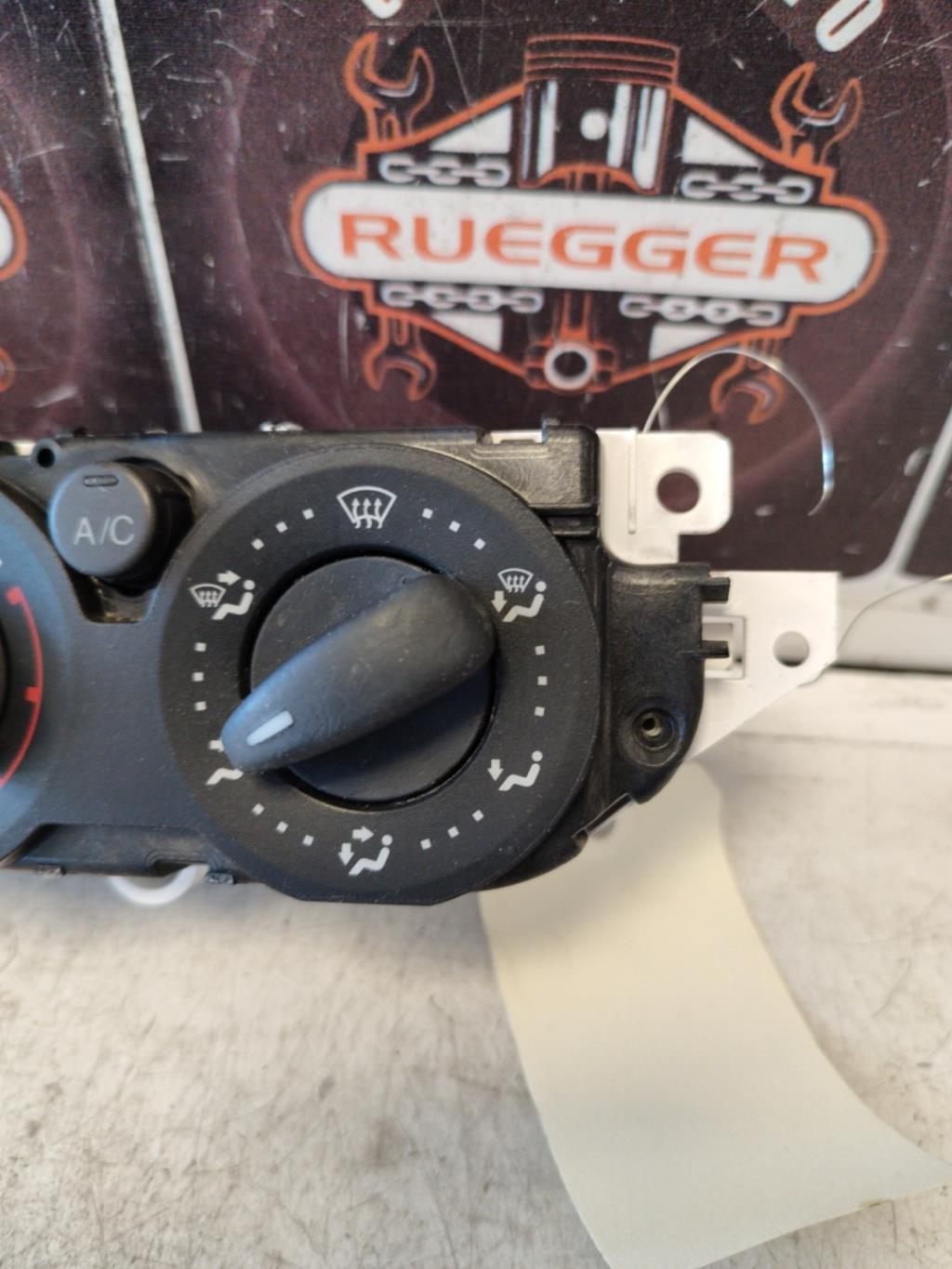 Commande chauffage FORD KUGA 1 Diesel - 1