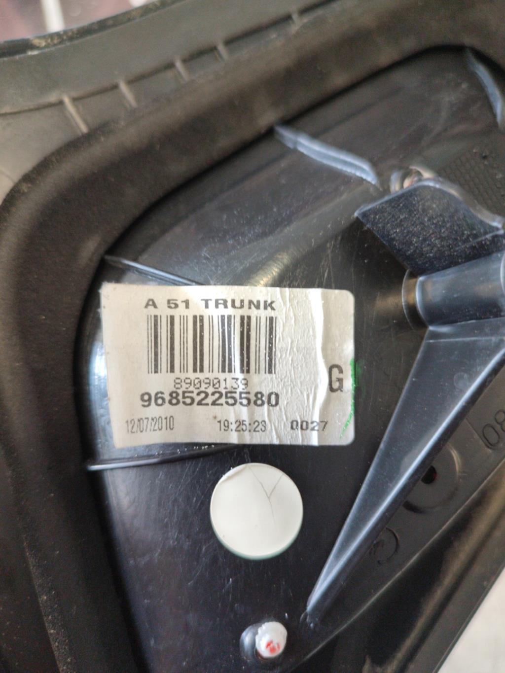 Feu arriere secondaire gauche (feux) CITROEN C3 2 PHASE 1 Diesel - 1