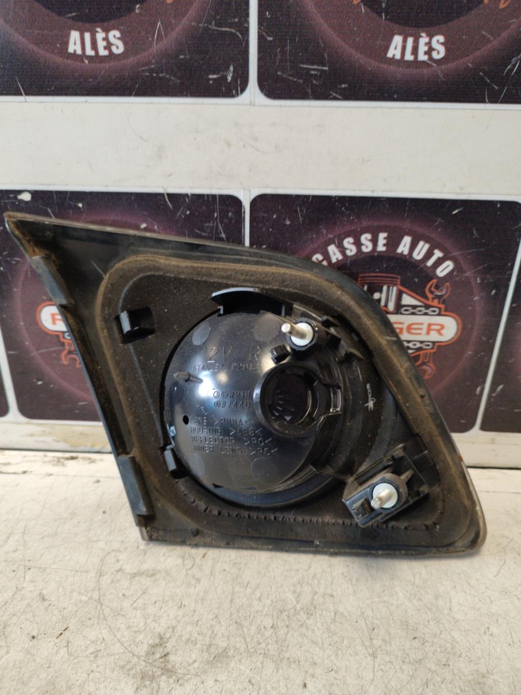 Feu arriere secondaire droit (feux) MAZDA 3 1 PHASE 2 Diesel - 1