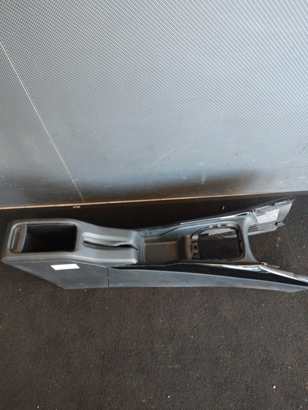 Console central (interieur plastique) PEUGEOT 2008 1 PHASE 2 Diesel - 1