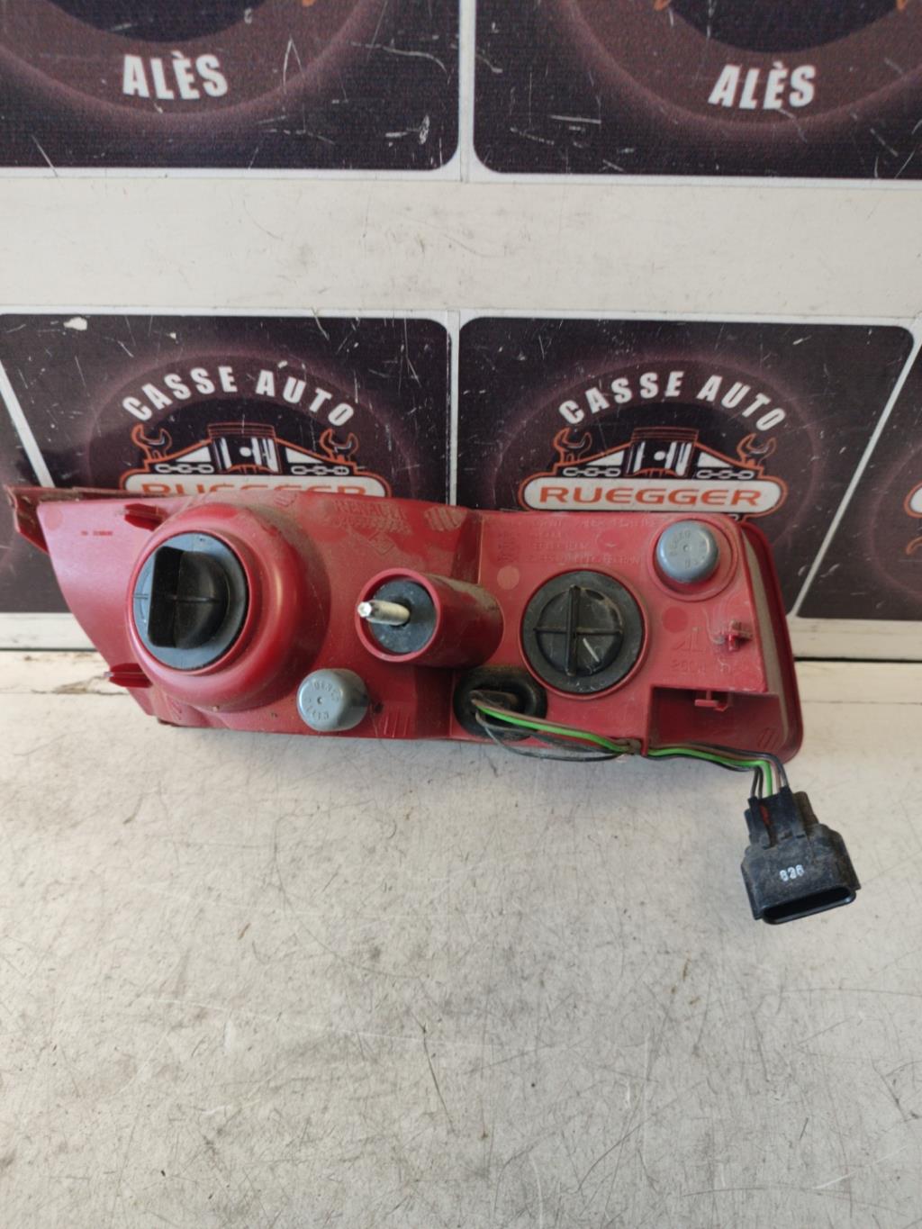 Feu arriere secondaire gauche (feux) RENAULT LAGUNA 3 PHASE 1 COUPE Diesel - 1