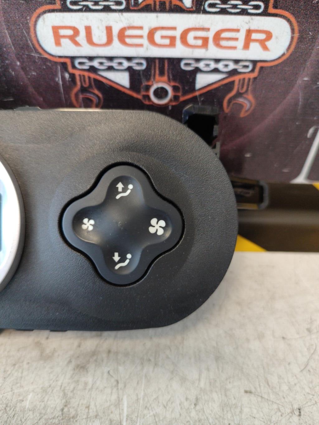 Commande chauffage RENAULT TWINGO 2 PHASE 2 Essence - 1