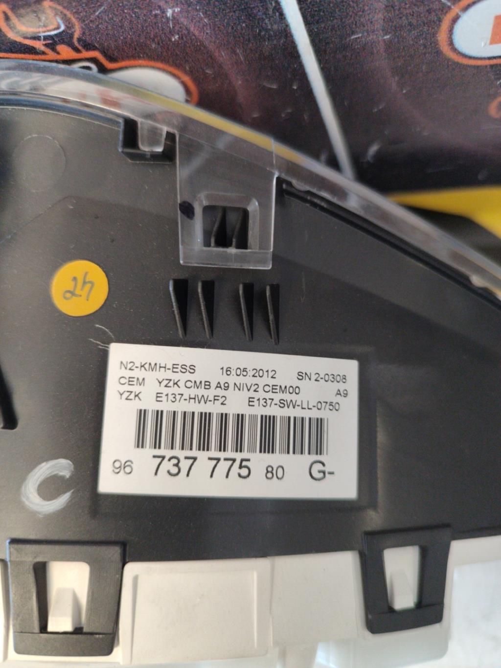 Compteur PEUGEOT 208 1 PHASE 1 Essence - 1