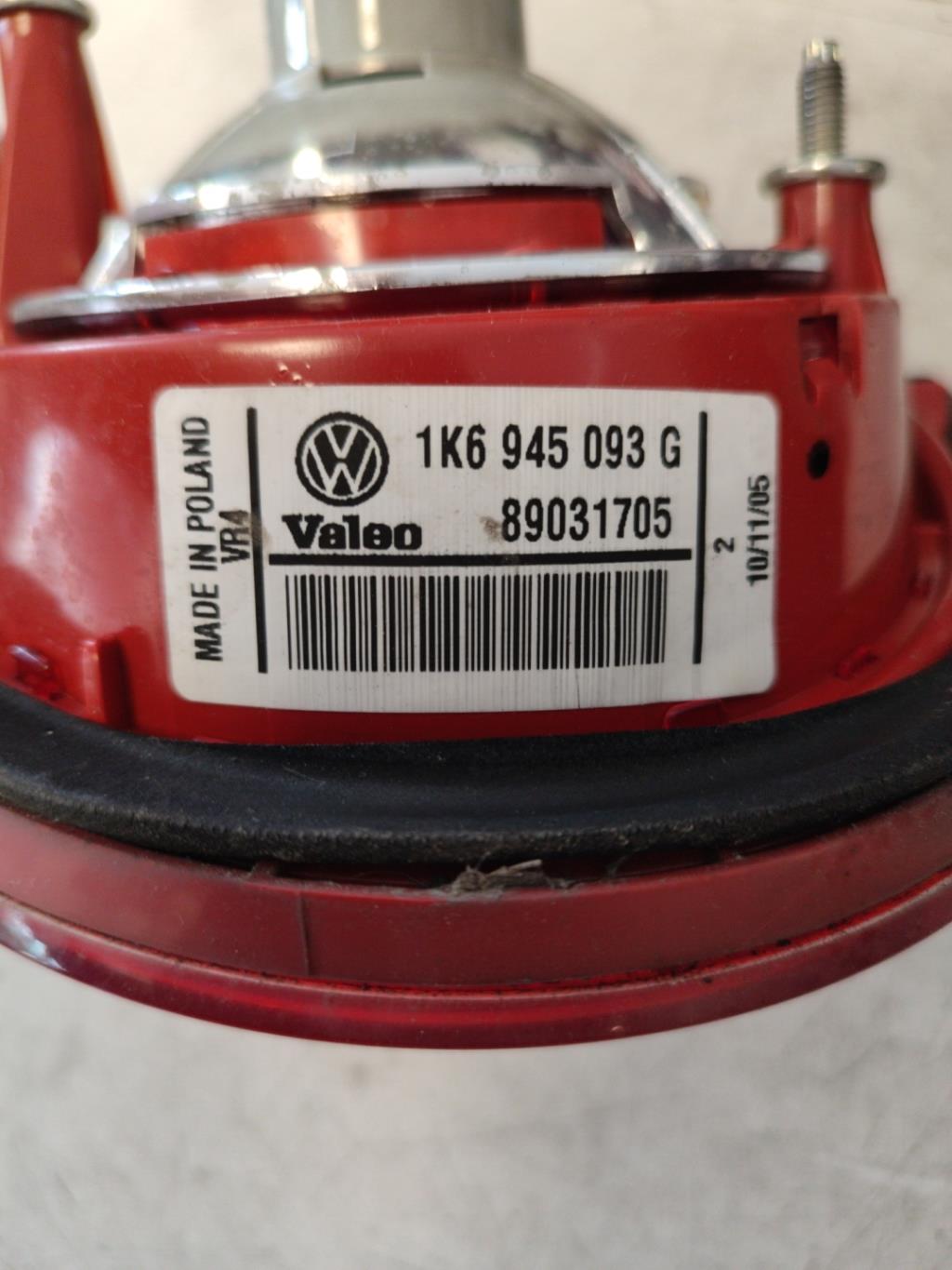 Feu arriere secondaire gauche (feux) VOLKSWAGEN GOLF 5 Diesel - 1