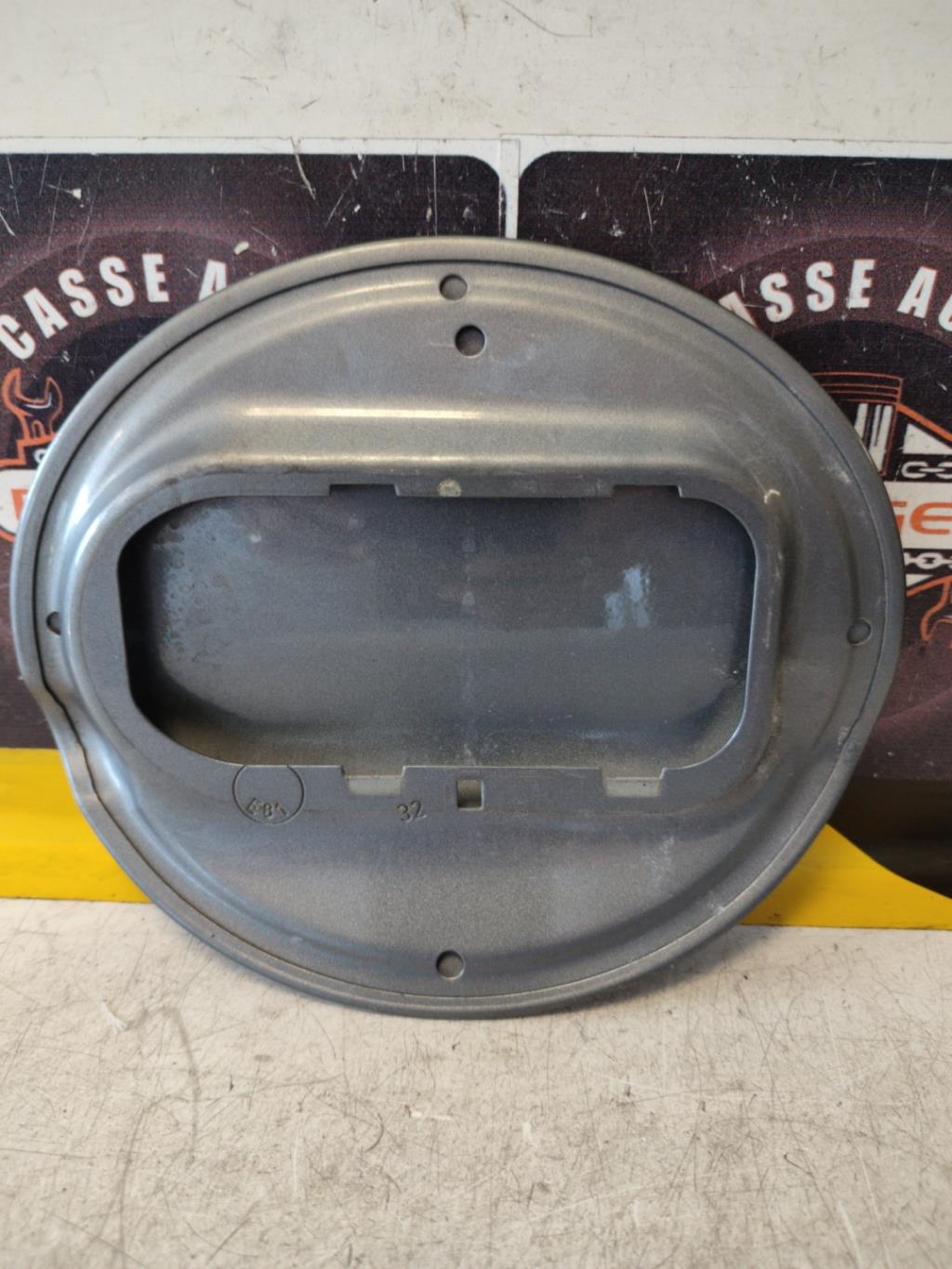 Trappe d'essence BMW SERIE 1 E81 Diesel - 1
