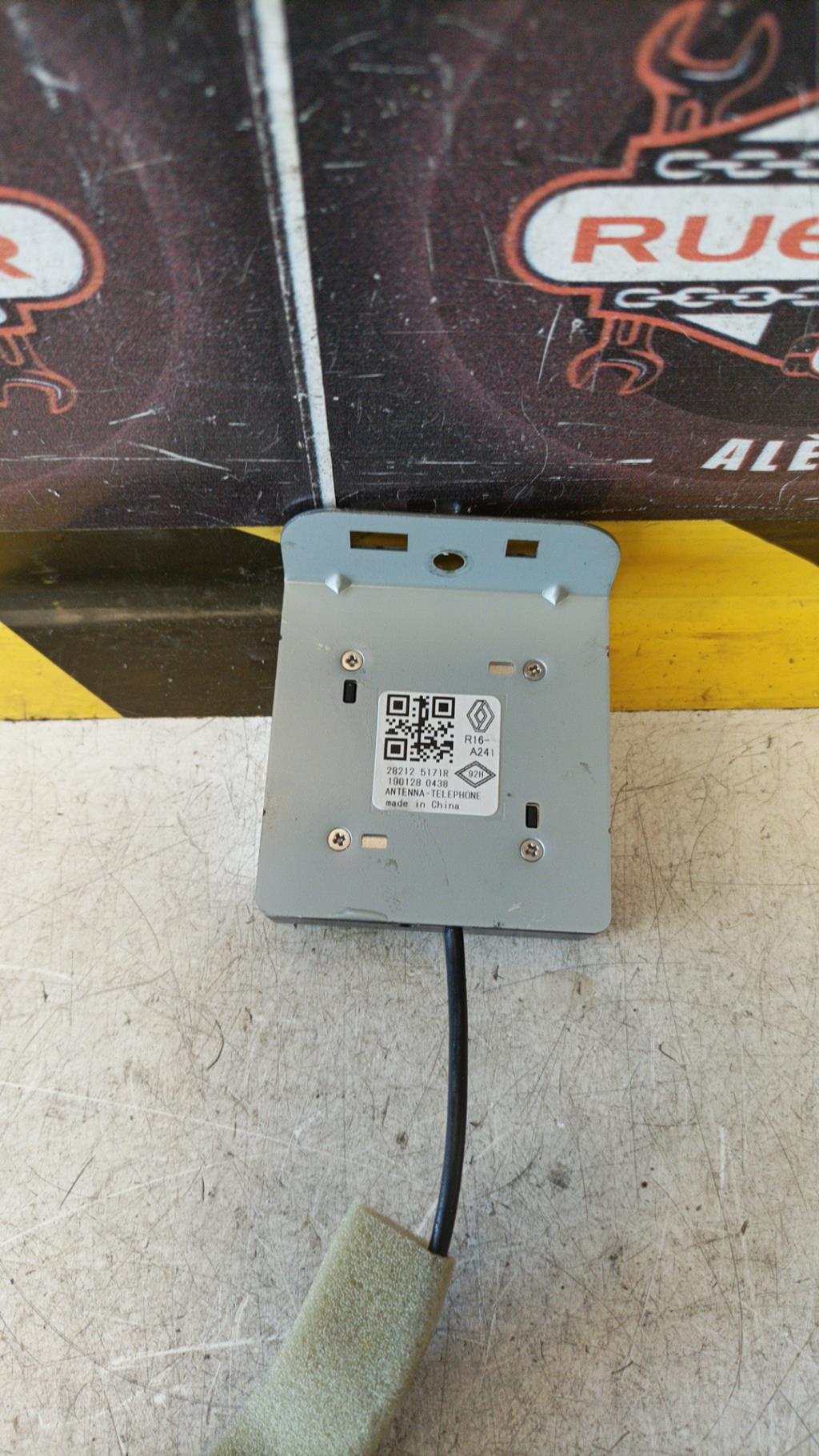Antenne RENAULT CLIO 5 PHASE 1 Essence/Hybride - 1
