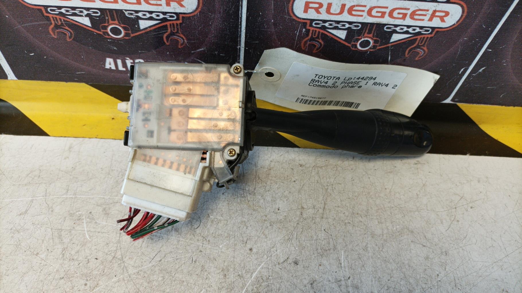 Commodo phare TOYOTA RAV4 2 PHASE 1 Diesel - 1