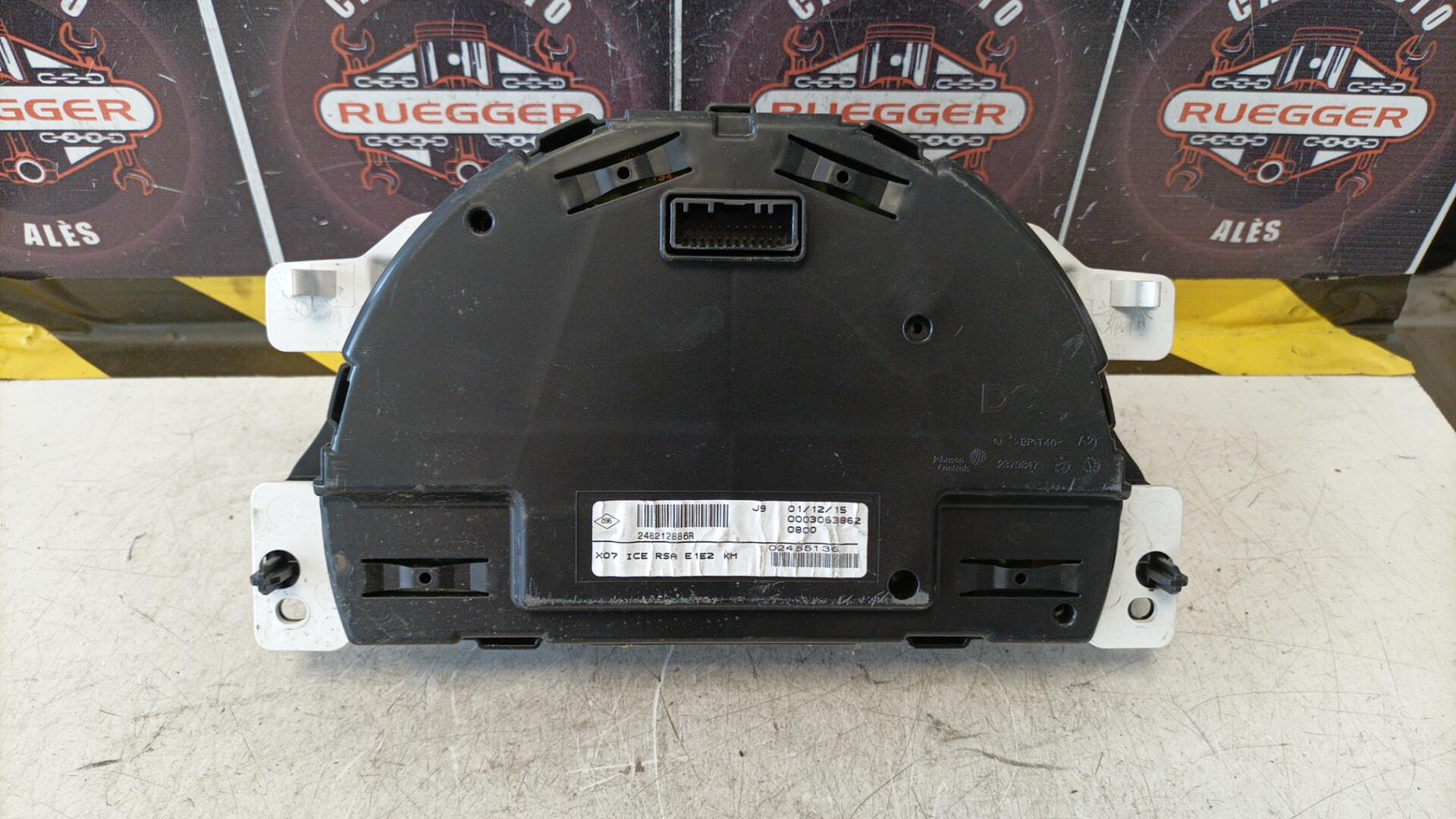 Compteur RENAULT TWINGO 3 Essence - 1