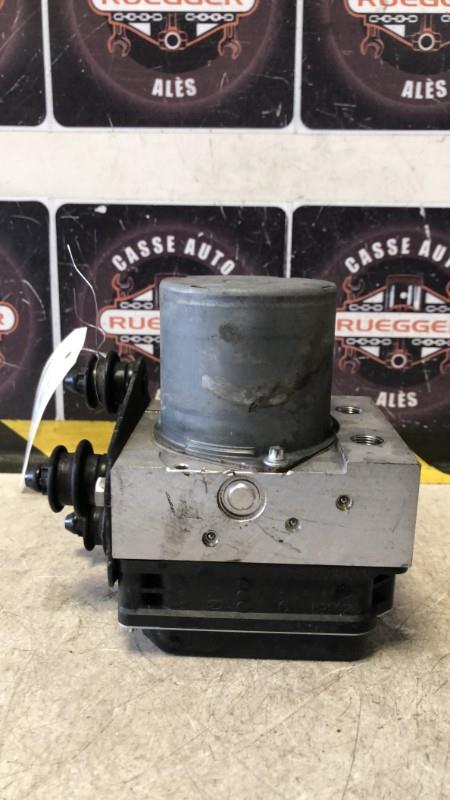 Bloc ABS (freins anti-blocage) AUDI A4 3 PHASE 1 Diesel - 1