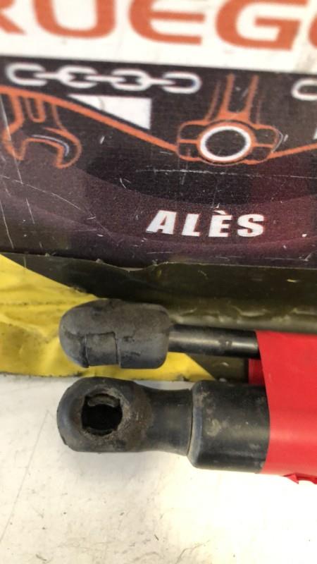 Verin de coffre OPEL MERIVA B PHASE 1 Diesel - 1