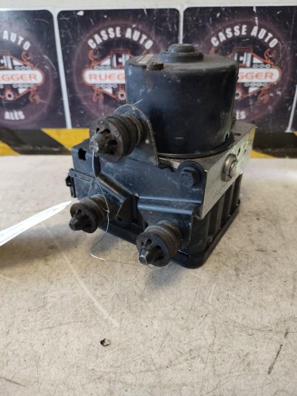 Bloc ABS (freins anti-blocage) AUDI A3 2 SPORTBACK PHASE 1 Diesel - 1
