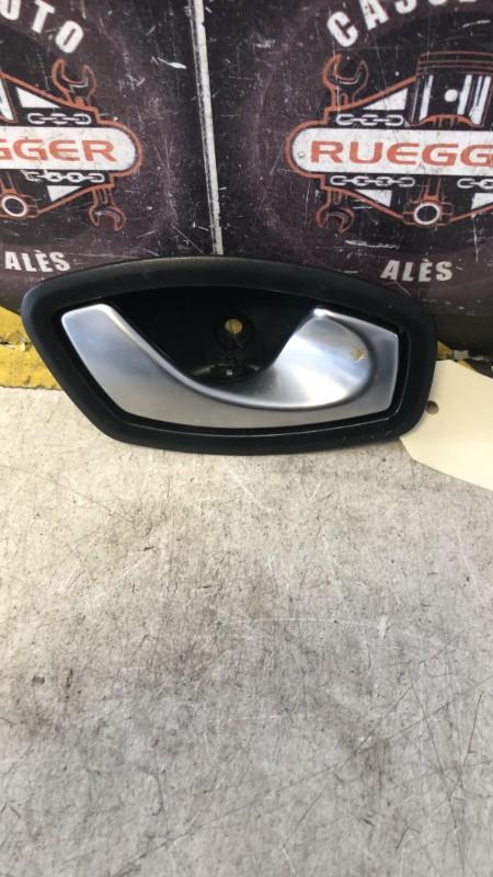 Poignee interieur avant droit RENAULT CLIO 4 PHASE 1 Diesel - 1