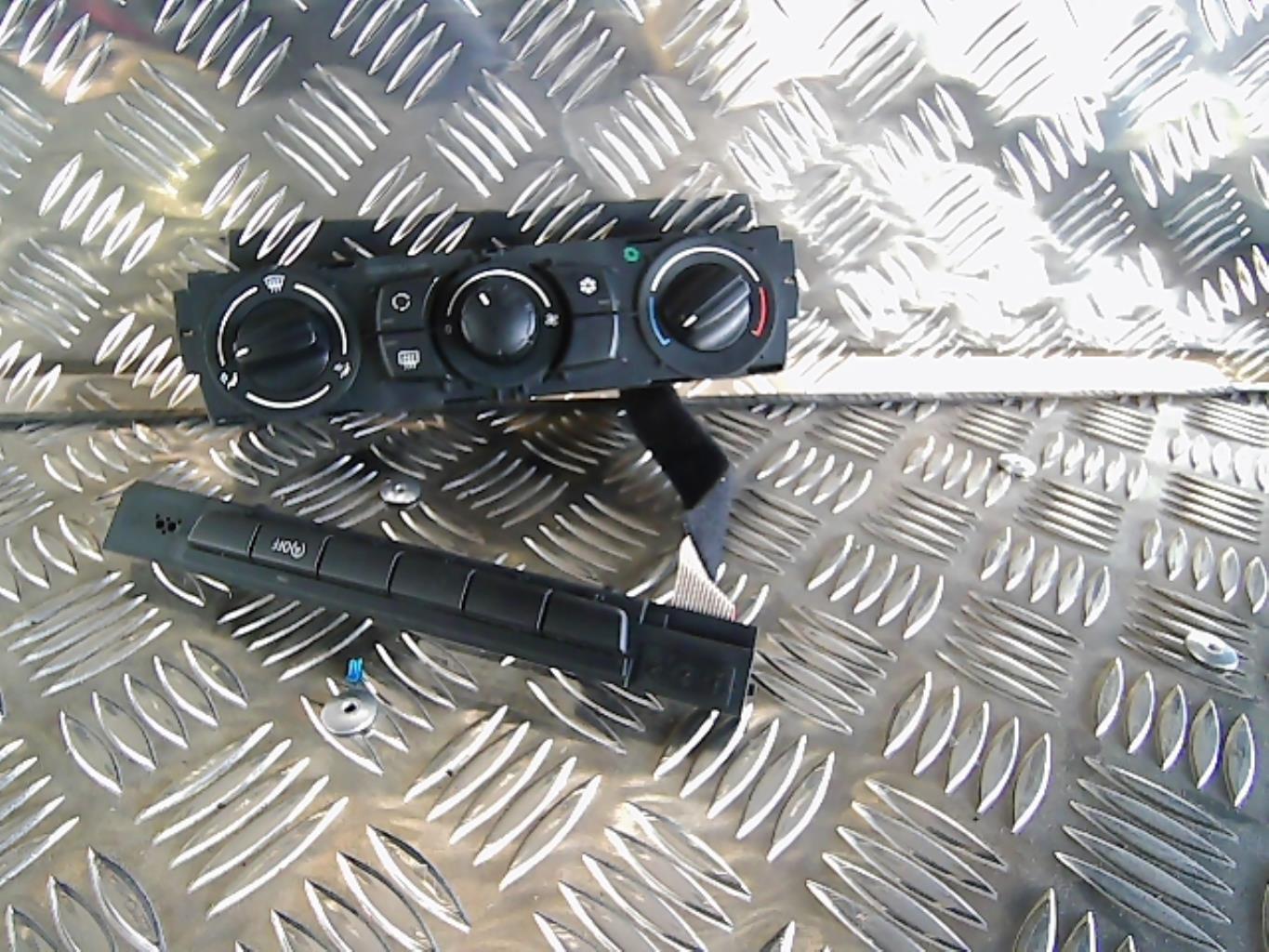 Commande chauffage BMW SERIE 1 E87 PHASE 2 Diesel - 1