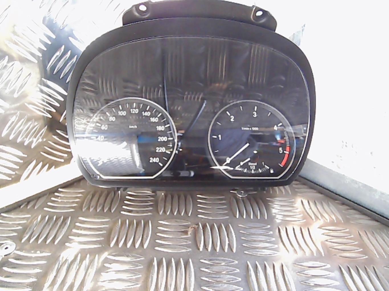 Compteur BMW SERIE 1 E87 PHASE 2 Diesel - 1
