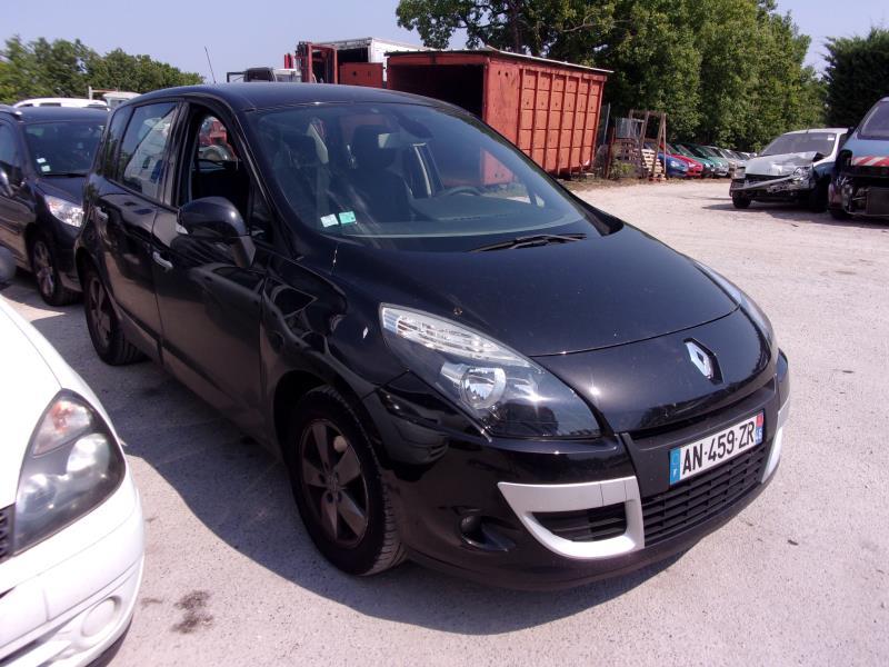 Feu arriere secondaire droit (feux) RENAULT SCENIC 3 PHASE 1 Diesel - 1