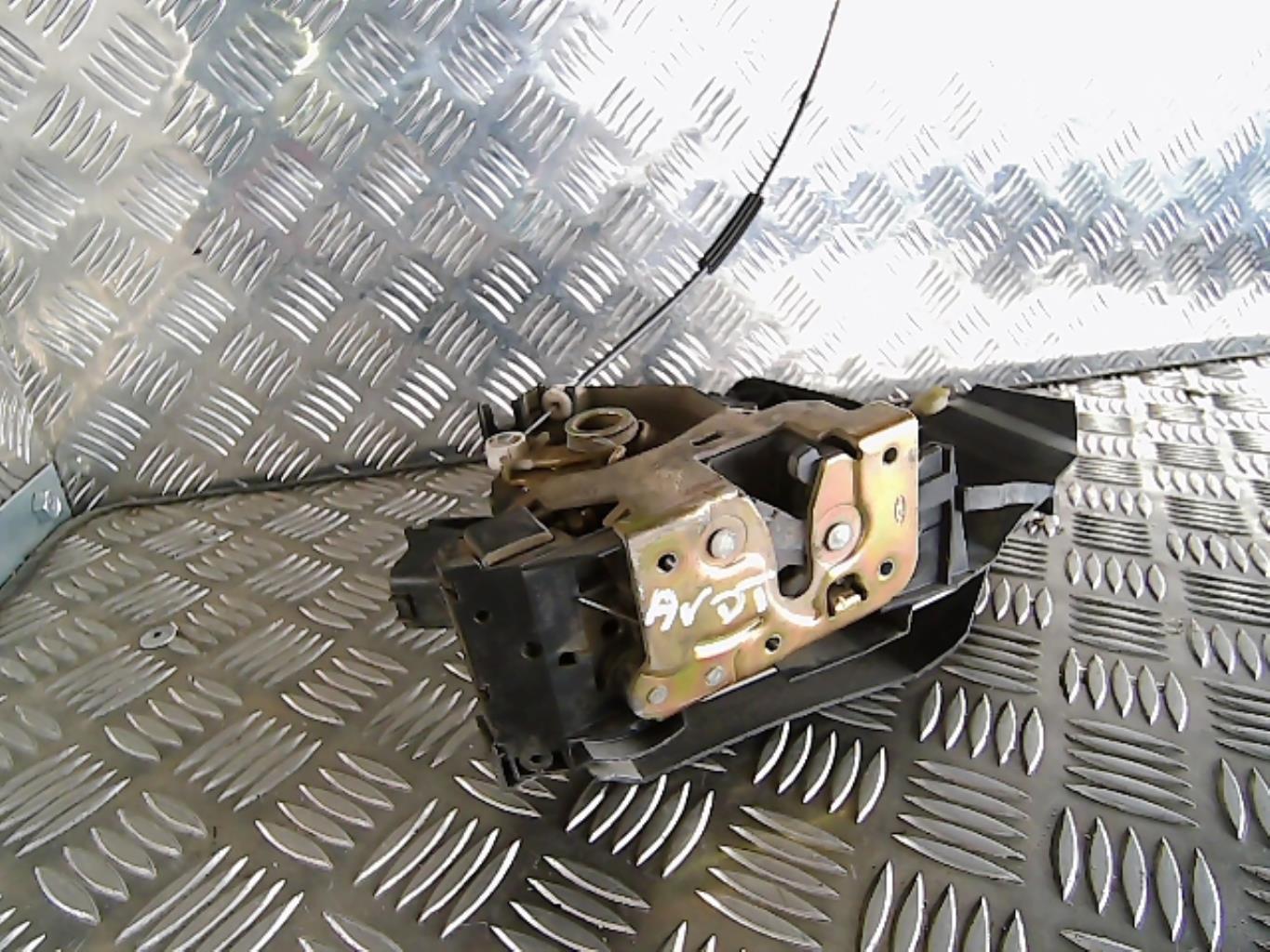 Serrure avant droit FORD FOCUS 1 BREAK Diesel - 1